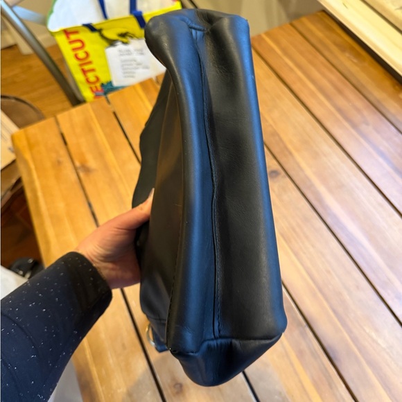 Portland Leather Goods Triangle Black Shoulder Bag - Picture 8 of 8